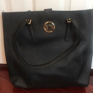 Black Michael Kors Tote